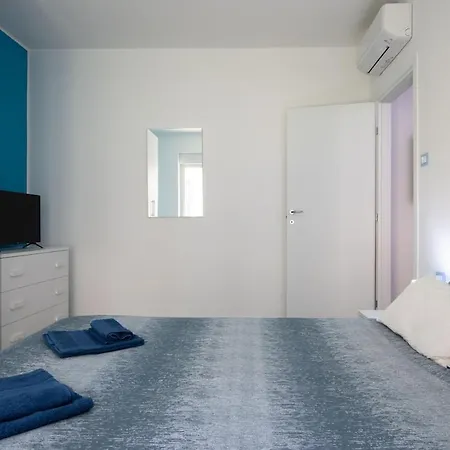 Apartmán Fibra Superfast Politeama Rossetti Modern *